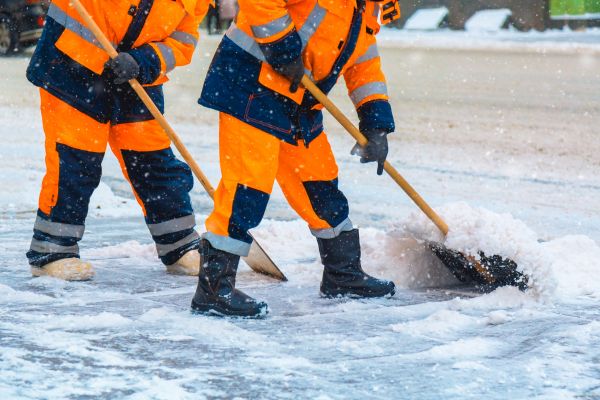 Driveway Snow Plowing Service